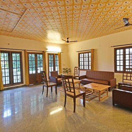 פונדיצ'רי Villa Close To Rock Beach-Family Room מראה חיצוני תמונה